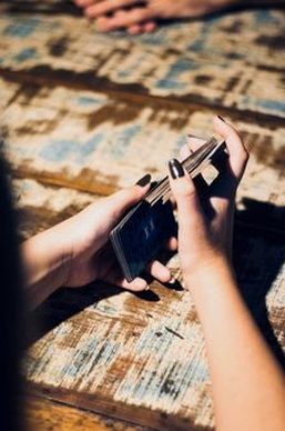 game hỗ trợ 8Day